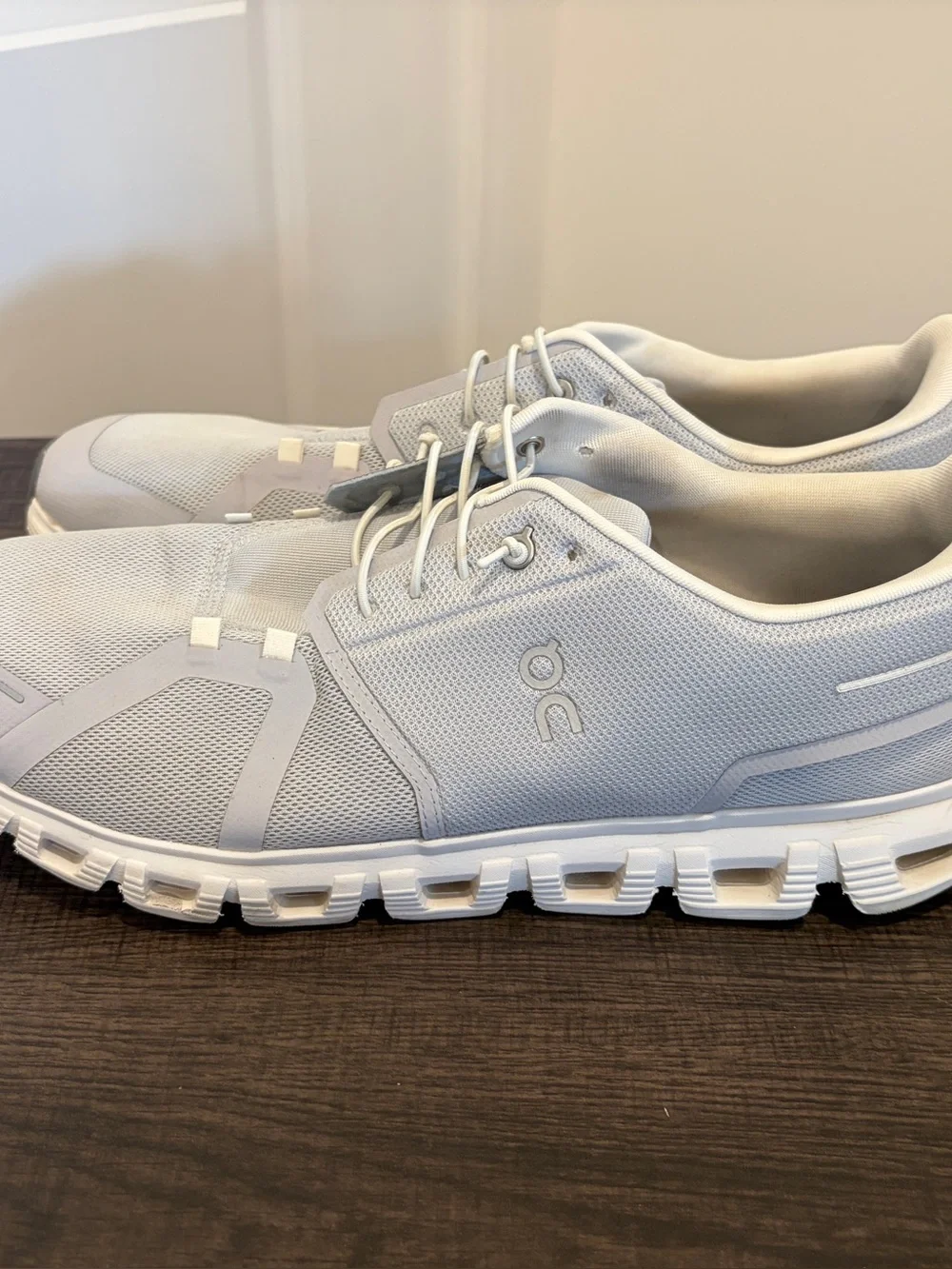 On Running cloud grey